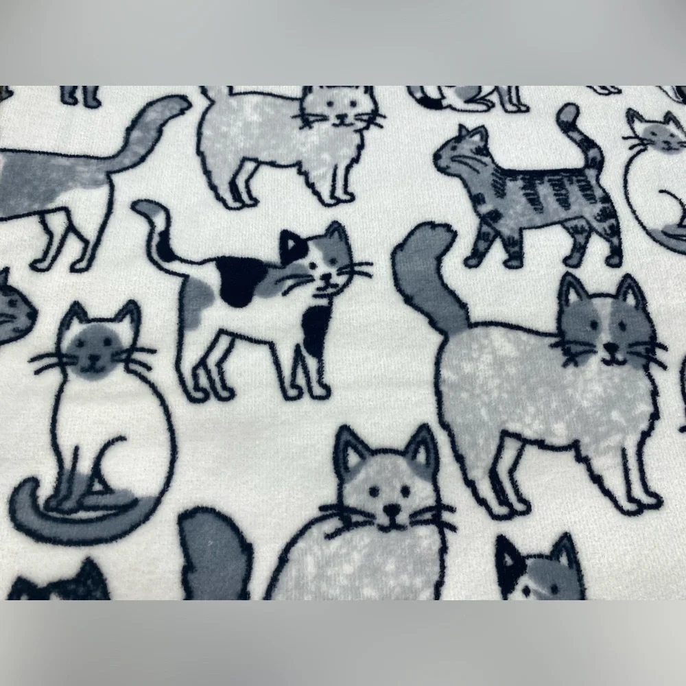 DC Designs ❤️ Ultra soft Cat pattern (2) Bath Towels set Black & White NWT